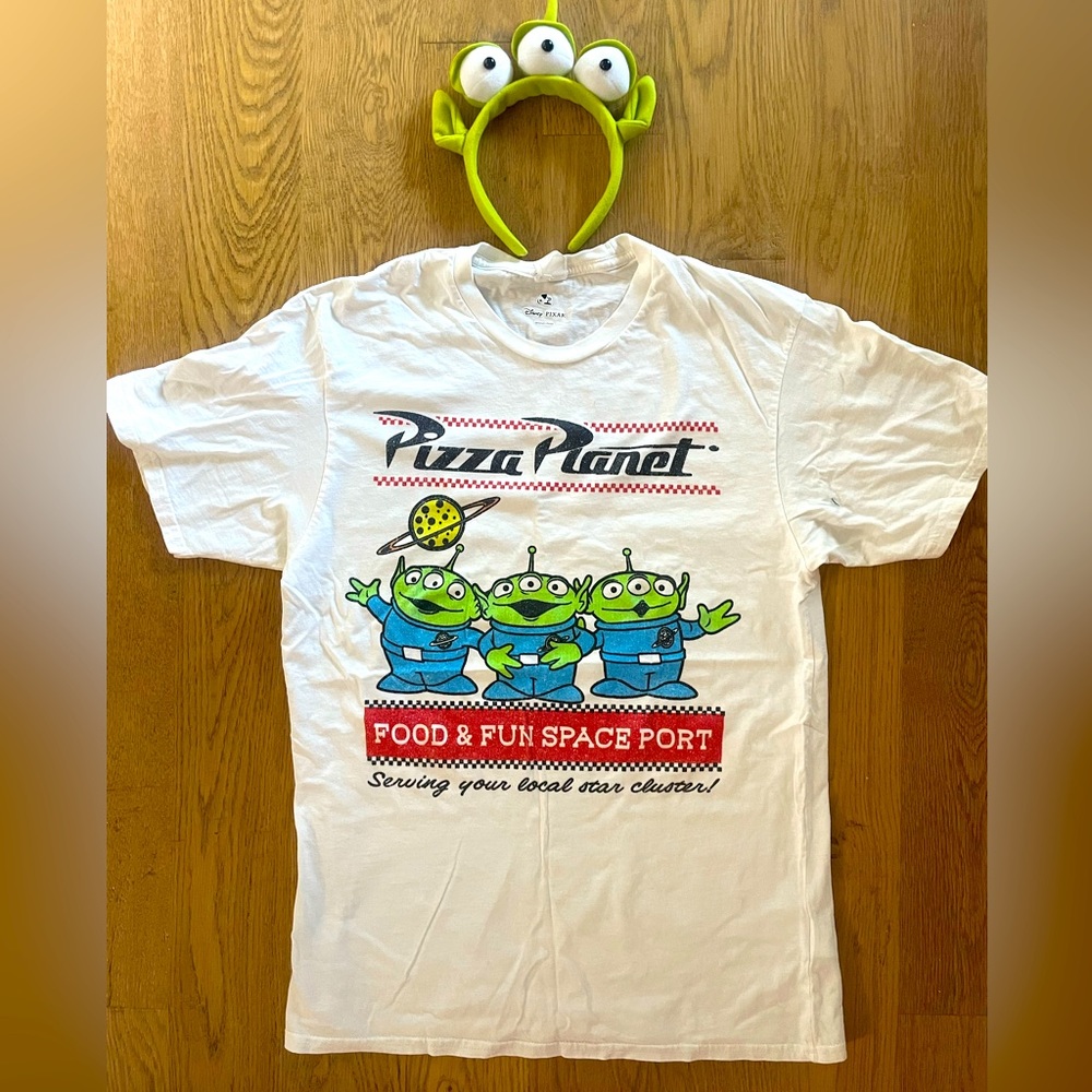 DISNEY PIXAR TOY STORY PIZZA PLANET ALIENS TSHIRT (Size Medium) & Alien Headband